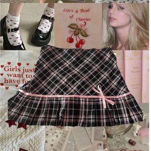 sold Shein | Plaid pink and black mini skirt w pink ribbon